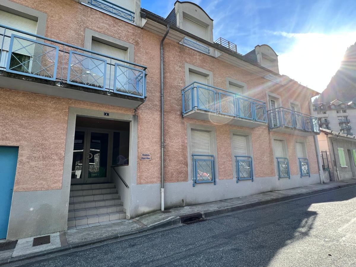 Centre Ville, T2 Avec Terrasse Et Parking Couvert. Cauterets Bagian luar foto